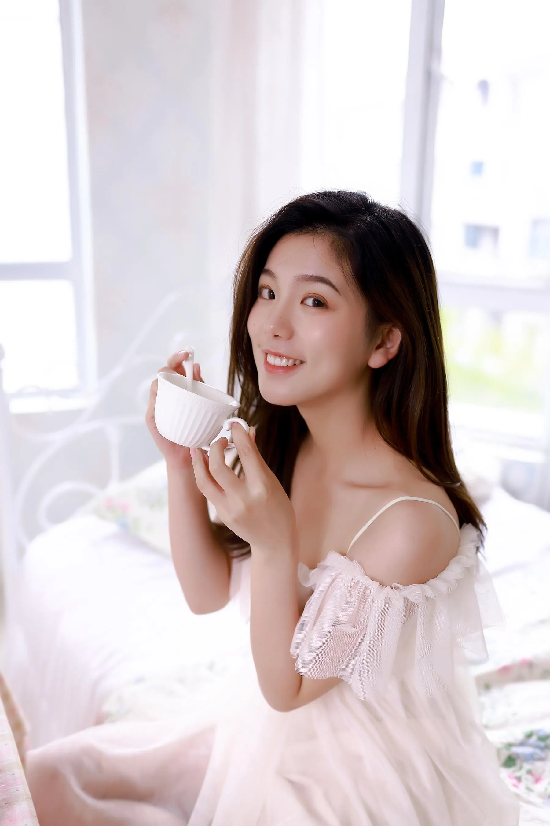 [YITUYU艺图语]2022.08.29 小美好 炸面比目鱼 [24P]插图9